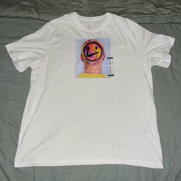 Nike Mens Sportswear T-shirt DQ1080-100 White Size 3XTall Have A Nike Day Smile - Picture 1 of 4